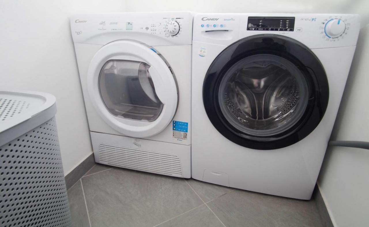 Apartment Flora Pula Ngoại thất bức ảnh