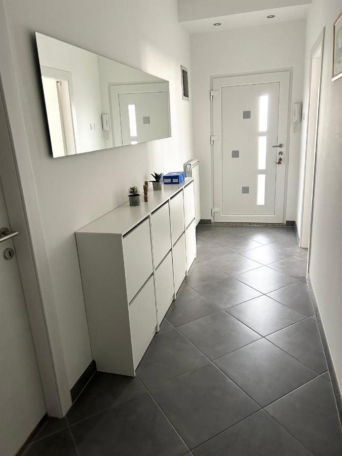 Apartment Flora Pula Ngoại thất bức ảnh